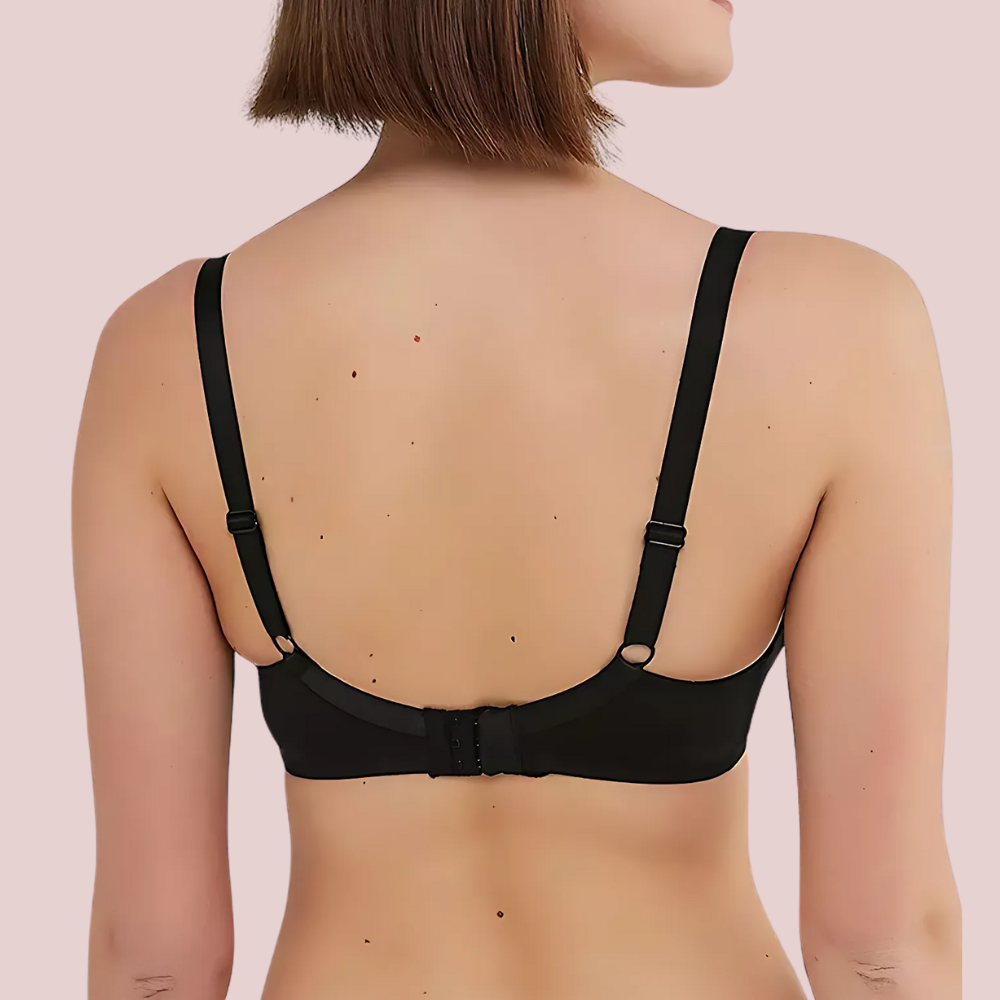 Cozy Curve Cotton Set – back view of black cotton bra with adjustable straps and hook closure. Soft, breathable, everyday comfort lingerie by KozyKlicks.
